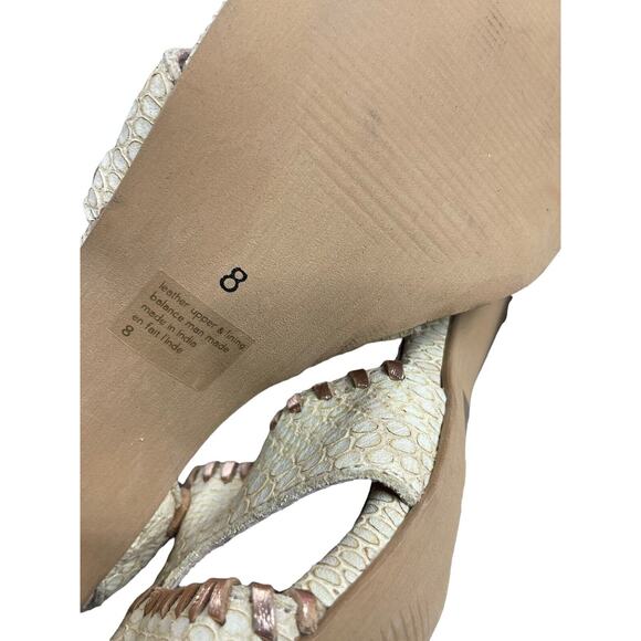 Anthropologie Liendo stitched side Snakeskin Buckle heels Size 8 - Picture 12 of 12